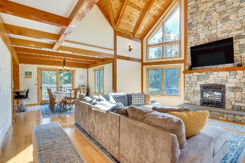 Spacious and Secluded Forksville Home Fire Pit image 2